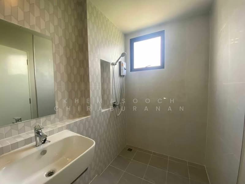 Baan Klang Muang Ramintra 83 Station, Bangkok, 16 Kanchanaphisek Road, Ram Inthra, Khan Na Yao, Bangkok, 4 Bedrooms, 218 sqm, Townhouse For Rent, by Khemasooch Chiraburanan, 500347230 - DDproperty.com