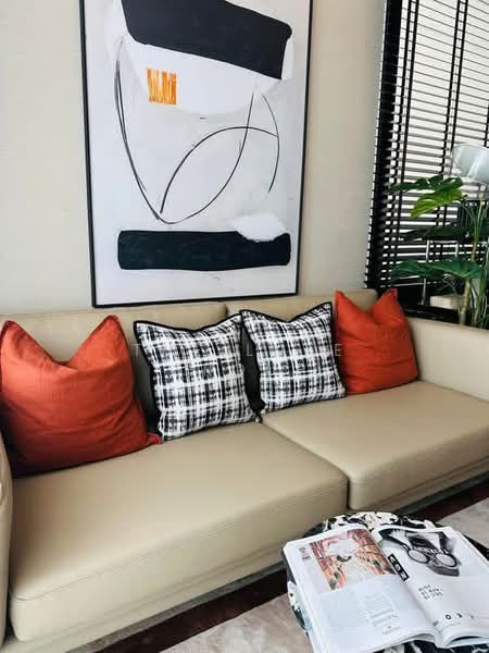 The Esse Sukhumvit 36, Bangkok, Soi Sukhumvit 36, Sukhumvit Road, Phra Kanong, Khlong Toei, Bangkok, 2 Bedrooms, 80 sqm, Condo For Rent, by The Luxe Group, 500347271 - DDproperty.com