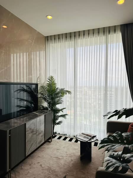 The Esse Sukhumvit 36, Bangkok, Soi Sukhumvit 36, Sukhumvit Road, Phra Kanong, Khlong Toei, Bangkok, 2 Bedrooms, 80 sqm, Condo For Rent, by The Luxe Group, 500347271 - DDproperty.com