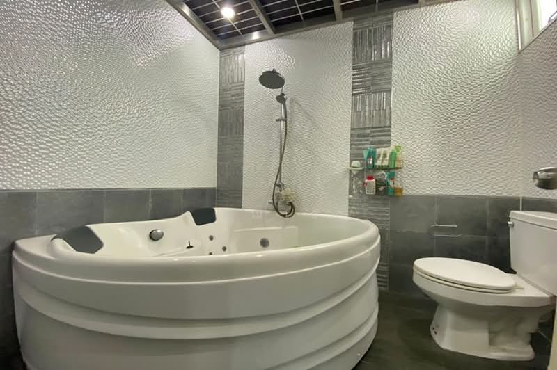 บิ๊กเกอร์แลนด์ รังสิต-ลำลูกกา คลอง 7, Pathum Thani, ถนนลำลูกกา, Bung Kham Proi, Lam Luk Ka, Pathum Thani, , 500 sqm, Warehouse/Factory For Sale, by คุณเอ, 500347335 - DDproperty.com