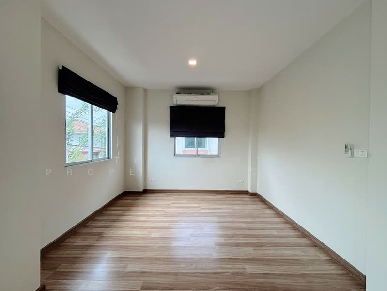 Atoll Maldives Beach Srinakarin-Namdaeng, Samut Prakan, Bangphli Yai, Bang Plee, Samut Prakan, 3 Bedrooms, 150 sqm, Semi-Detached House (Twin House) For Sale, by The Best Property Agent น้อย, 500347340 - DDproperty.com