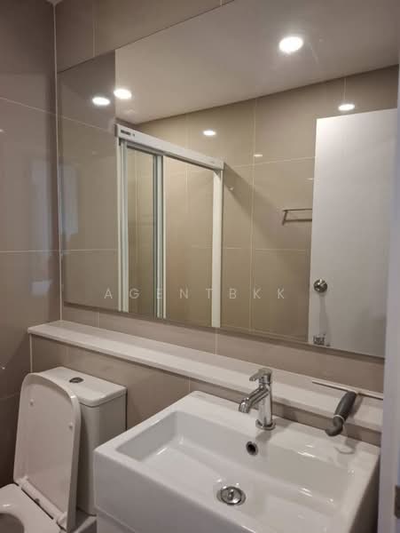 Denim Jatujak, Bangkok, Soi Vibhavadi Rangsit 3, Vibhavadi Rangsit Road, Jom Phon, Chatuchak, Bangkok, 1 Bedroom, 28 sqm, Condo For Rent, by Agentbkk, 500347349 - DDproperty.com
