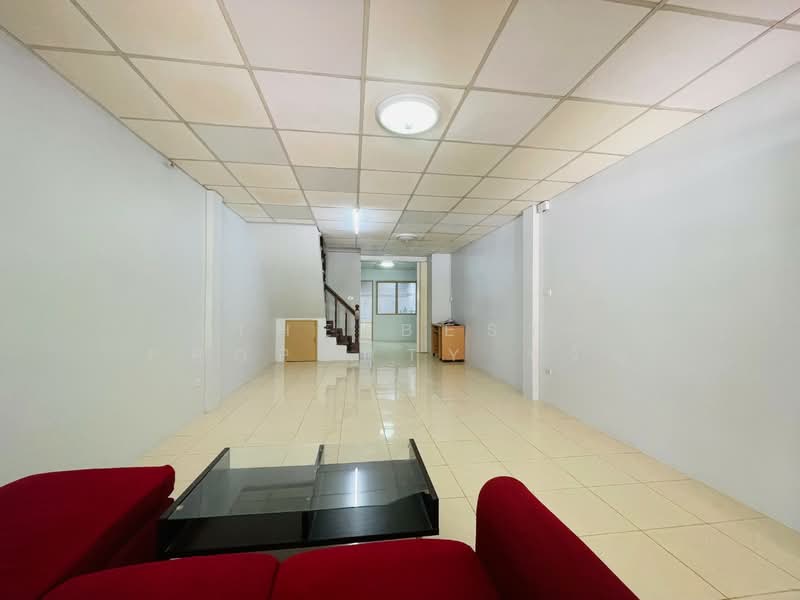 Moobaan Petchthaweesuk Petchkasem 106, Bangkok, Petchkasem Road, Nong Kang Plu, Nong Khaem, Bangkok, 2 Bedrooms, 106 sqm, Townhouse For Sale, by The Best Property ขวัญ, 500347363 - DDproperty.com