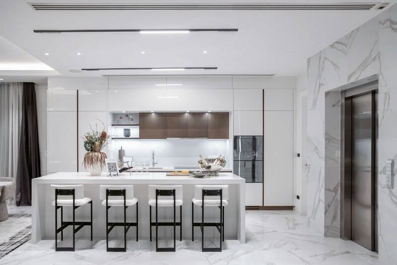 The Boulevard Ekkamai, Bangkok, 98 Soi Prasertdee, Khlong Tan Nua, Watthana, Bangkok, 4 Bedrooms, 500 sqm, Single Detached House For Sale, by ณภัทร พรสิริเมธากุล, 500347381 - DDproperty.com