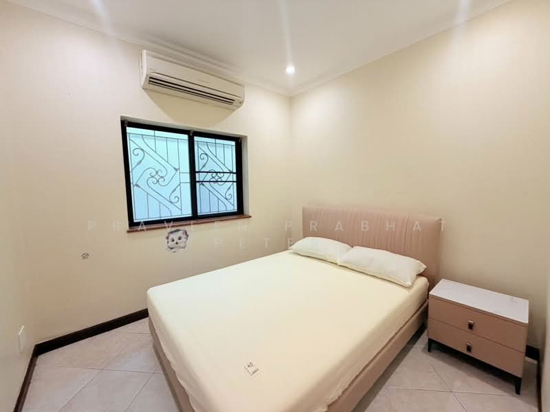 Majestic Residence Pratumnak : มาเจสติค เรสซิเดนซ์ พระตำหนัก, ชลบุรี, หนองปรือ, บางละมุง, ชลบุรี, 280 ตร.ม., วิลล่า ให้เช่า, โดย Praveen Prabhat Peter, 500347409 - DDproperty.com