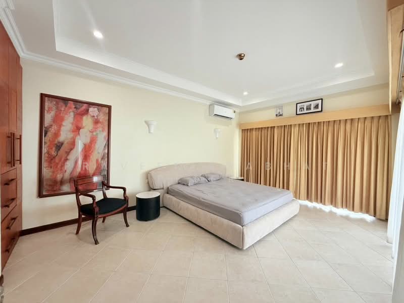 Majestic Residence Pratumnak, Chon Buri (Pattaya), Nong Pru, Bang Lamung (Pattaya), Chon Buri (Pattaya), 3 Bedrooms, 280 sqm, Villa For Rent, by Praveen Peter, 500347409 - DDproperty.com
