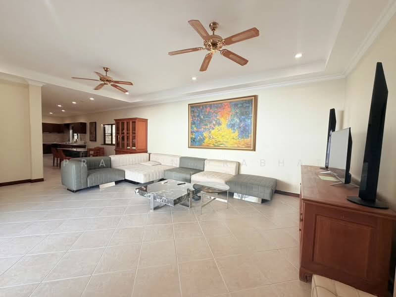 Majestic Residence Pratumnak, Chon Buri (Pattaya), Nong Pru, Bang Lamung (Pattaya), Chon Buri (Pattaya), 3 Bedrooms, 280 sqm, Villa For Rent, by Praveen Peter, 500347409 - DDproperty.com