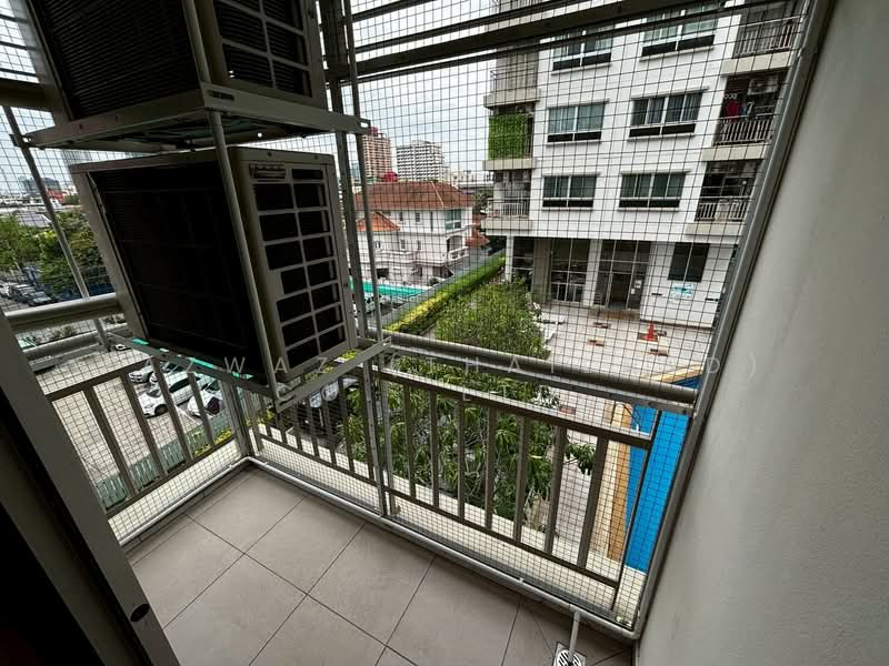 Lumpini Ville Sukhumvit 77, Bangkok, Sukhumvit 77 Road, Suan Luang, Suan Luang, Bangkok, 2 Bedrooms, 62 sqm, Condo For Rent, by Fazwaz (Thailand) Co., Ltd., 500347448 - DDproperty.com