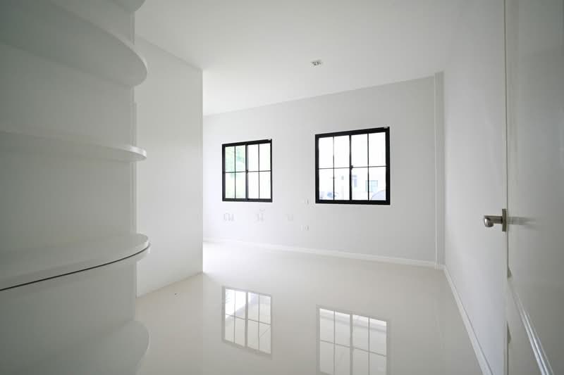 ขายบ้านเดี่ยวหลังมุม ลัดดารมย์ พุทธมณฑลสาย 3 Built-in ใหม่ทั้งหลัง ไม่เคยเข้าอยู่ ใกล้มหิดล ศาลายา, Bangkok, Thawi Watthana, Bangkok, 4 Bedrooms, 354 sqm, Single Detached House For Sale, by คุณจันทิมา, 500347469 - DDproperty.com