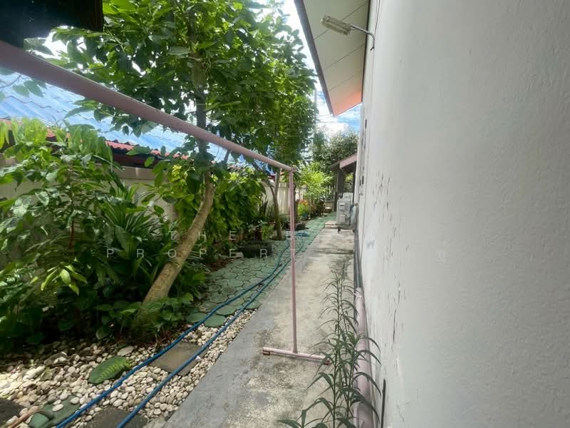 หมู่บ้านทรัพย์เจริญธานี 1 เชิงเนิน ระยอง พื้นที่กว้าง ทำเลดี, Rayong, Choeng Noen, Muang Rayong, Rayong, 2 Bedrooms, 150 sqm, Single Detached House For Sale, by The Best Property ชมพู่, 500347484 - DDproperty.com