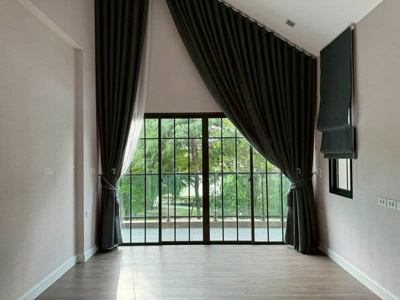 Bangkok Boulevard Sathorn-Pinklao 2, Nonthaburi, Bang Kruai-Chong Thanom Road, Mahasawat, Bang Kruai, Nonthaburi, 4 Bedrooms, 248 sqm, Single Detached House For Rent, by ณภัทร พรสิริเมธากุล, 500347486 - DDproperty.com