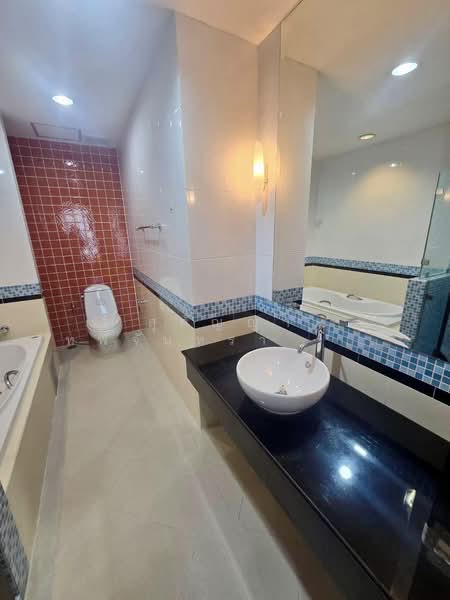Citi Smart Sukhumvit 18, Bangkok, 366 Soi Sukhumvit 18, Sukhumvit Road, Khlong Toei, Bangkok, 2 Bedrooms, 79 sqm, Condo For Rent, by สุกัญญา เทพจันทรา (เบตตี้), 500347517 - DDproperty.com