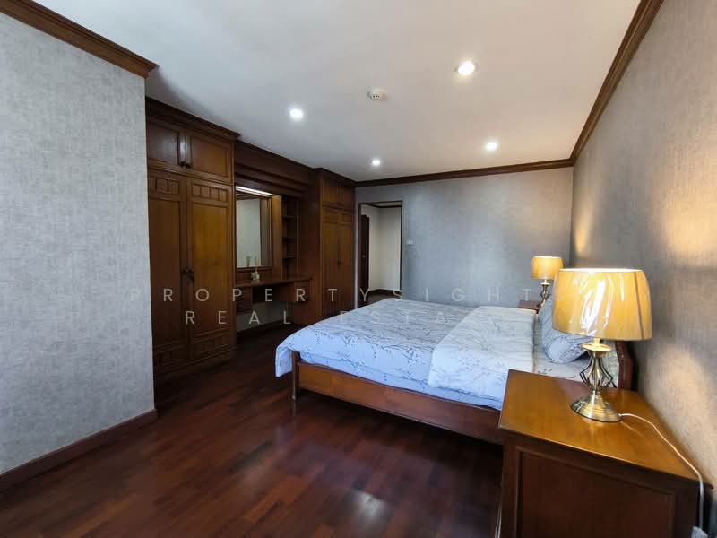 Regent on the Park 1, Bangkok, Soi Sukhumvit 26, Khong Tan, Khlong Toei, Bangkok, 3 Bedrooms, 250 sqm, Condo For Sale, by PROPERTYSIGHTS REAL ESTATE, 500347522 - DDproperty.com