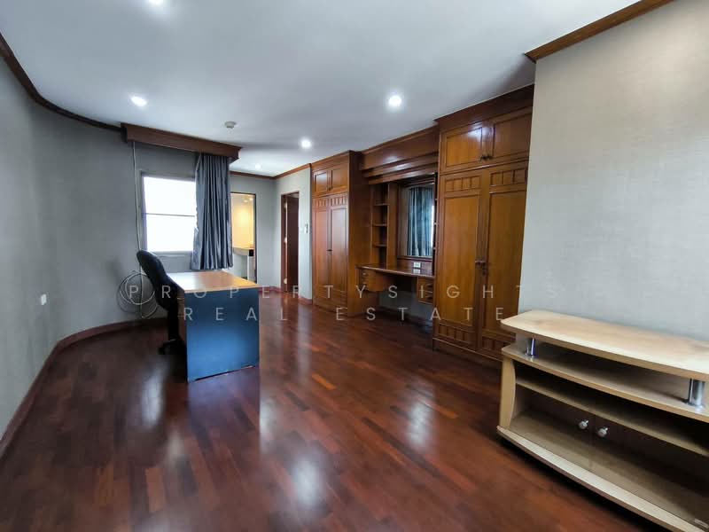 Regent on the Park 1, Bangkok, Soi Sukhumvit 26, Khong Tan, Khlong Toei, Bangkok, 3 Bedrooms, 250 sqm, Condo For Sale, by PROPERTYSIGHTS REAL ESTATE, 500347522 - DDproperty.com