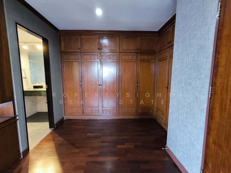 Regent on the Park 1, Bangkok, Soi Sukhumvit 26, Khong Tan, Khlong Toei, Bangkok, 3 Bedrooms, 250 sqm, Condo For Sale, by PROPERTYSIGHTS REAL ESTATE, 500347522 - DDproperty.com