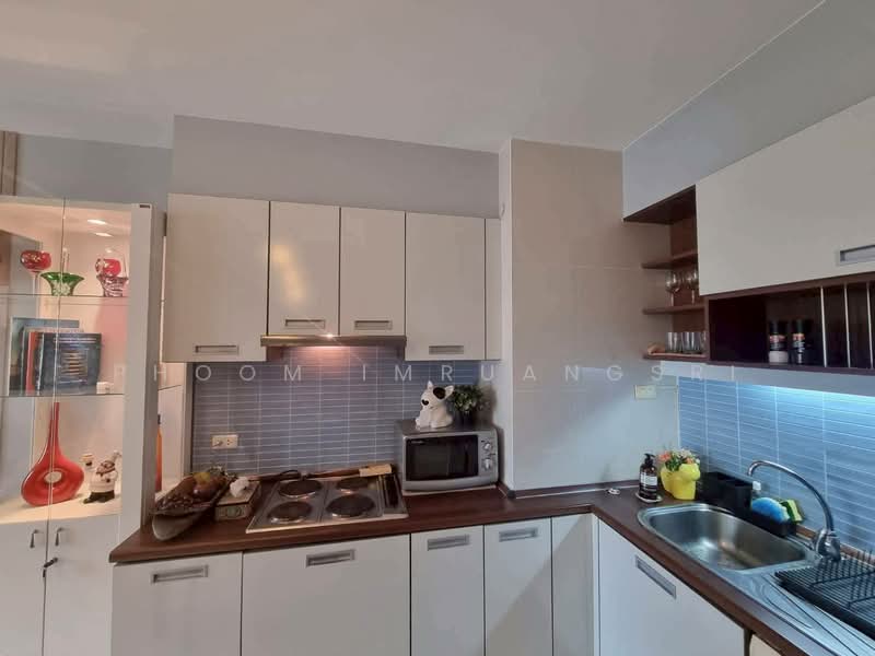 Sukhumvit City Resort, Bangkok, 51 Soi Sukhumvit 11, Khlongtoei Nua, Watthana, Bangkok, 2 Bedrooms, 70 sqm, Condo For Rent, by Phoom Imruangsri, 500347548 - DDproperty.com