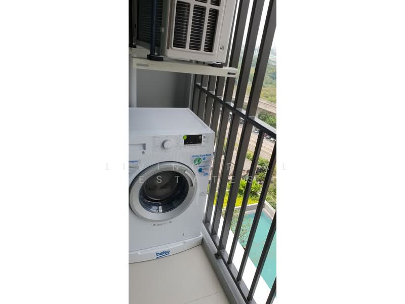 Rich Park @ Triple Station, Bangkok, 591 Srinakarin Road, Suan Luang, Bangkok, 1 Bedroom, 28 sqm, Condo For Rent, by Living Real Estates, 500347550 - DDproperty.com