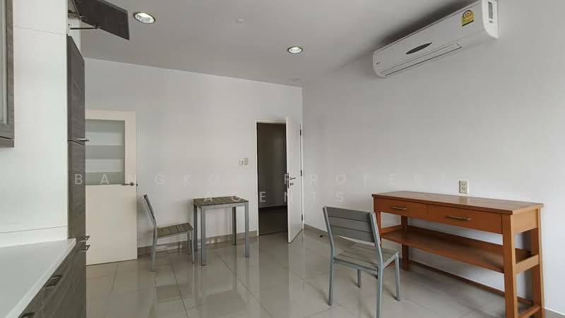 Krungthep Thani Tower, Bangkok, 56 Soi Sukhumvit 24, Khong Tan, Khlong Toei, Bangkok, 3 Bedrooms, 330 sqm, Condo For Rent, by BANGKOK PROPERTY AGENTS, 500347572 - DDproperty.com