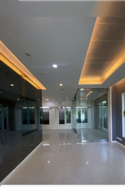 Casa Legend Ratchaphruek-Pinklao, Bangkok, 98 Ratchaphruek Rd, Taling Chan, Bangkok, 4 Bedrooms, 250 sqm, Semi-Detached House (Twin House) For Sale, by Naowarat Phurahong, 500347587 - DDproperty.com