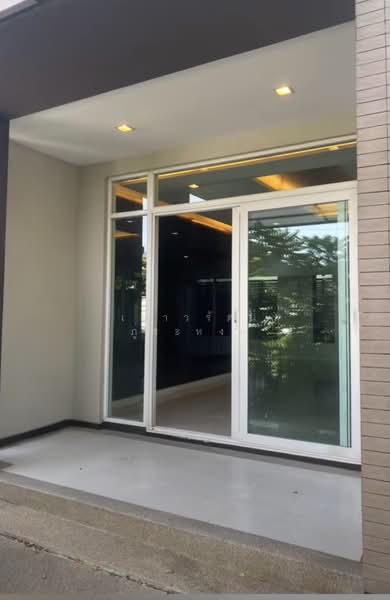 Casa Legend Ratchaphruek-Pinklao, Bangkok, 98 Ratchaphruek Rd, Taling Chan, Bangkok, 4 Bedrooms, 250 sqm, Semi-Detached House (Twin House) For Sale, by Naowarat Phurahong, 500347587 - DDproperty.com