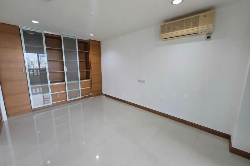 Bangkok View Tower, Bangkok, Soi Sukhumvit 31, Khlongtoei Nua, Watthana, Bangkok, 3 Bedrooms, 250 sqm, Condo For Rent, by Ailada Ngamsri, 500347624 - DDproperty.com