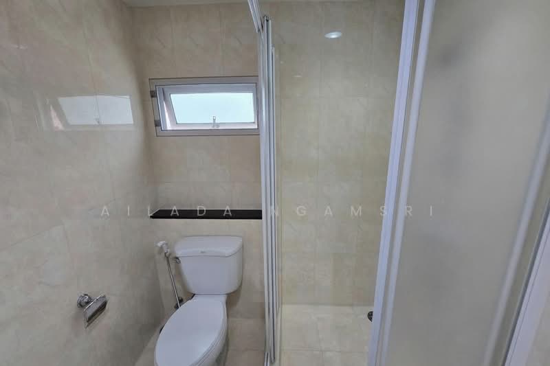 Bangkok View Tower, Bangkok, Soi Sukhumvit 31, Khlongtoei Nua, Watthana, Bangkok, 3 Bedrooms, 250 sqm, Condo For Rent, by Ailada Ngamsri, 500347624 - DDproperty.com