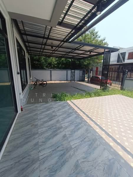 4-BR House, Bangkok, Khlong Kum, Bueng Kum, Bangkok, 4 Bedrooms, 325 sqm, Single Detached House For Sale, by Trinnaya Dungsirisangthong, 500347654 - DDproperty.com
