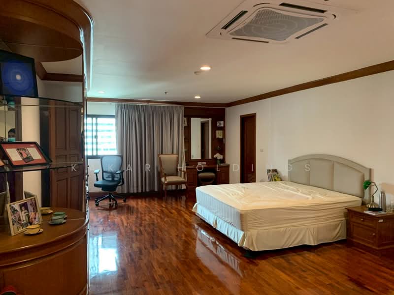 G.P. Grande Tower, Bangkok, 55 Sukhumvit 23, Khlongtoei Nua, Watthana, Bangkok, 3 Bedrooms, 260 sqm, Condo For Rent, by Phakaporn Brikshavana, 500347685 - DDproperty.com