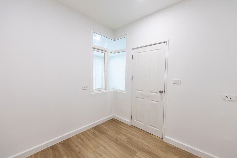 Golden Town 3 Bangna-Suanluang, Bangkok, Kanchanaphisek Road, Prawet, Prawet, Bangkok, 4 Bedrooms, 76 sqm, Townhouse For Sale, by Tharnavee Tharnasetthadakul, 500347848 - DDproperty.com