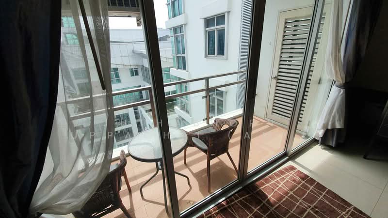 Nusasiri Grand, Bangkok, Soi Sukhumvit 42, Phra Kanong, Khlong Toei, Bangkok, 3 Bedrooms, 136 sqm, Condo For Rent, by Juthabhorn Uppachit (Amy), 500347905 - DDproperty.com