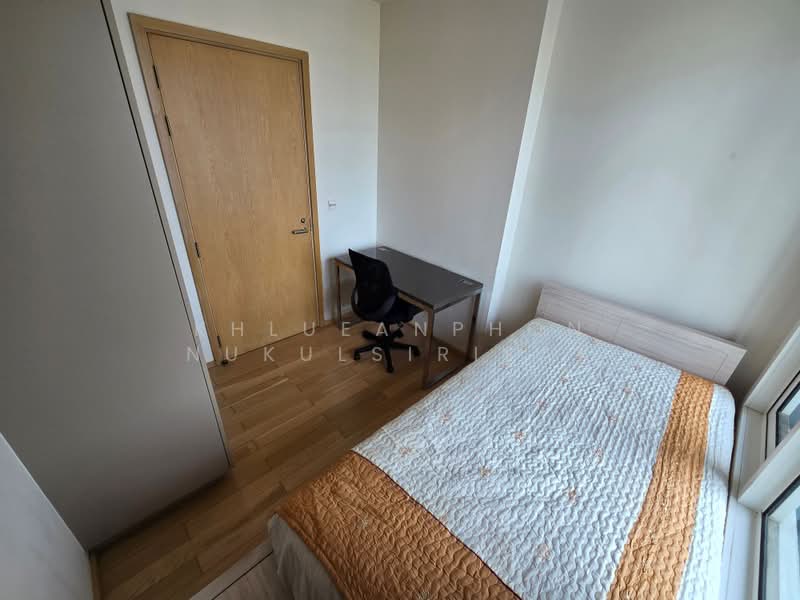 Siri At Sukhumvit, Bangkok, 902 Sukhumvit Road, Phra Kanong, Khlong Toei, Bangkok, 2 Bedrooms, 70 sqm, Condo For Rent, by Khlueanphon Nukulsirisak, 500347979 - DDproperty.com