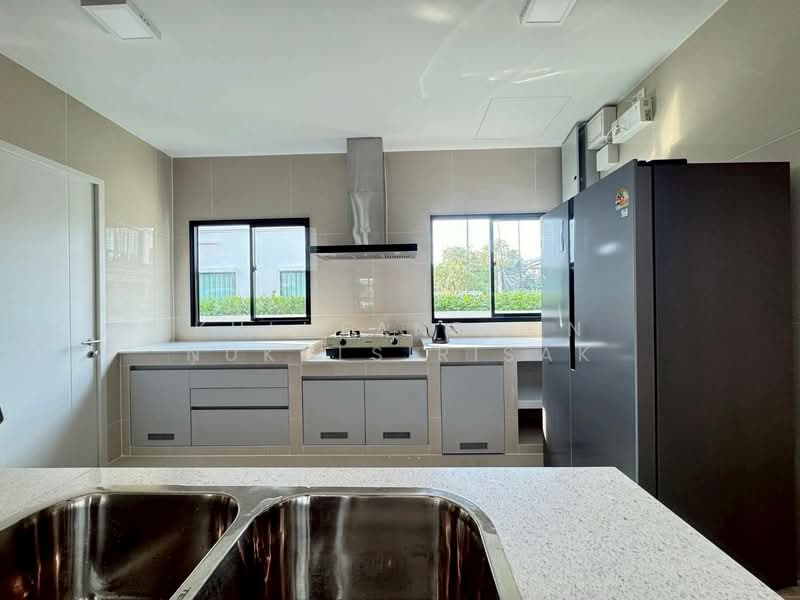Burasiri Panyaintra, Bangkok, Khlong Song Road, Bang Chun, Khlong Sam Wa, Bangkok, 5 Bedrooms, 500 sqm, Single Detached House For Rent, by Khlueanphon Nukulsirisak, 500347986 - DDproperty.com