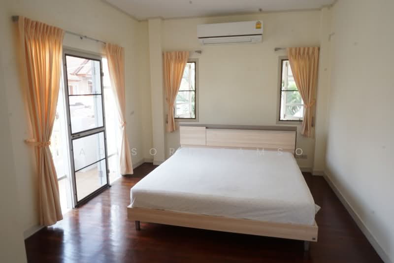 Parkway Chalet Ramkhamhaeng, Bangkok, 103 Ramkhamhaeng Road, Min Buri, Bangkok, 3 Bedrooms, 250 sqm, Single Detached House For Rent, by Adisorn Eamso, 500348018 - DDproperty.com