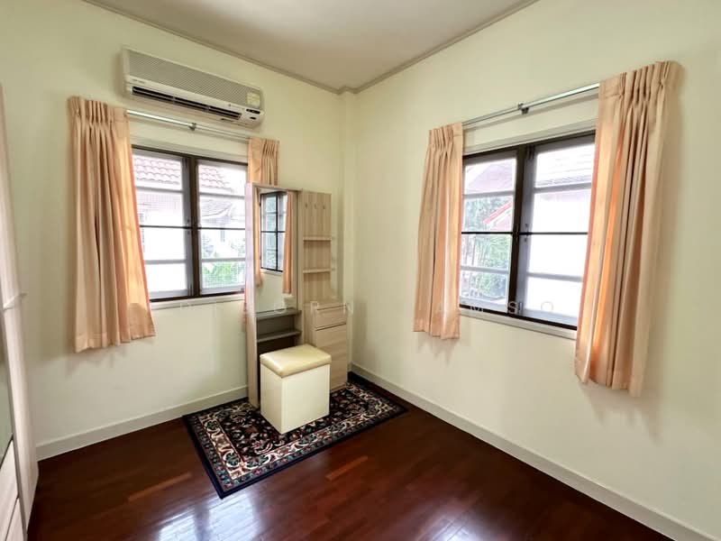 Parkway Chalet Ramkhamhaeng : พาร์คเวย์ ชาเล่ต์ รามคำแหง, กรุงเทพ, 103 ถนน รามคำแหง, มีนบุรี, กรุงเทพ, 250 ตร.ม., บ้านเดี่ยว ให้เช่า, โดย Adisorn Eamso, 500348018 - DDproperty.com