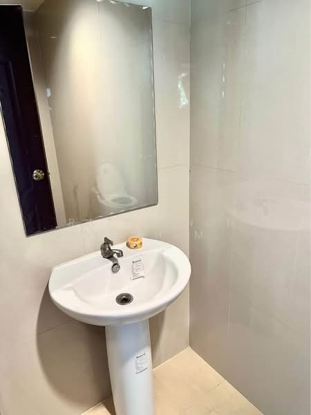 3-BR Townhouse, Bangkok, Tha Rang, Bang Khen, Bangkok, 3 Bedrooms, 204 sqm, Townhouse For Rent, by Ratchanon Songthammakul, 500348064 - DDproperty.com