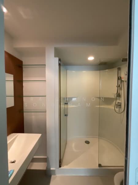 The Bangkok Sathorn-Taksin, Bangkok, Krung Thonburi, Bang Lam Phu Lang, Khlong San, Bangkok, 1 Bedroom, 52 sqm, Condo For Sale, by Ratchanon Songthammakul, 500348068 - DDproperty.com