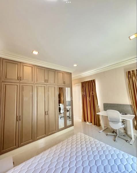 Narasiri Bangna Km.10, Samut Prakan, Bangna Trad Km.10 Road, Bangphli Yai, Bang Plee, Samut Prakan, 4 Bedrooms, 375 sqm, Single Detached House For Rent, by Thananthorn Wongvarnkaseam, 500348078 - DDproperty.com