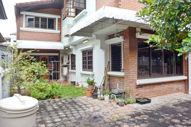 Sarawan Ville, Nonthaburi, Soi Sarawan Ville Village 2, Bang Talat, Pak Kret, Nonthaburi, 4 Bedrooms, 190 sqm, Single Detached House For Rent, by อรุณ อเนกคุณะ, 500348081 - DDproperty.com