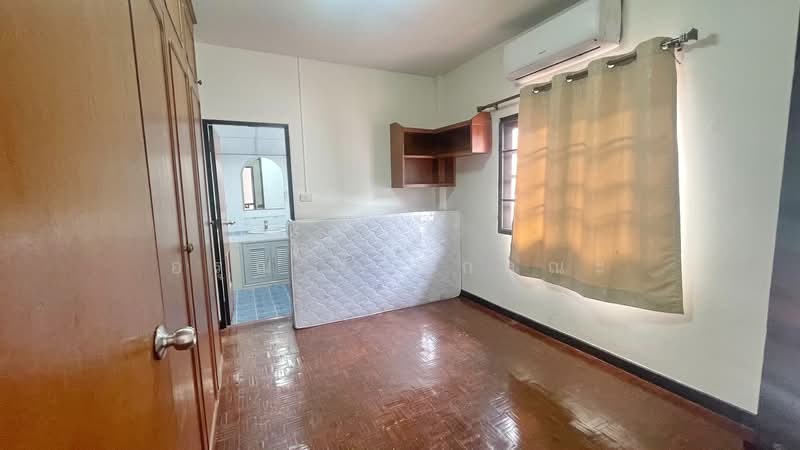 Sarawan Ville, Nonthaburi, Soi Sarawan Ville Village 2, Bang Talat, Pak Kret, Nonthaburi, 4 Bedrooms, 190 sqm, Single Detached House For Rent, by อรุณ อเนกคุณะ, 500348081 - DDproperty.com