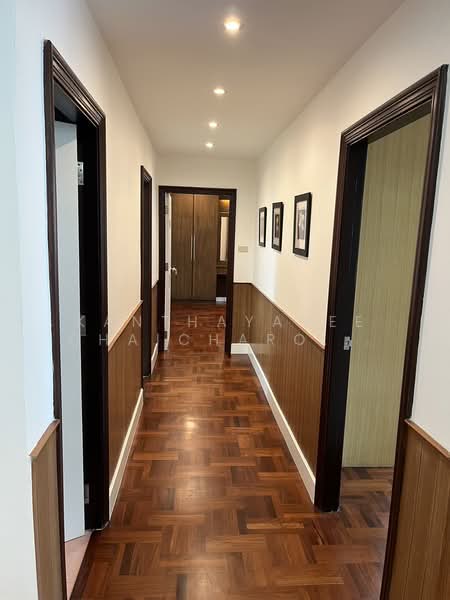 Grand Ville House 1, Bangkok, 36 Soi Sukhumvit 24, Khong Tan, Khlong Toei, Bangkok, 3 Bedrooms, 187 sqm, Condo For Sale, by Kanthayavee Chaicharoenseree, 500348160 - DDproperty.com