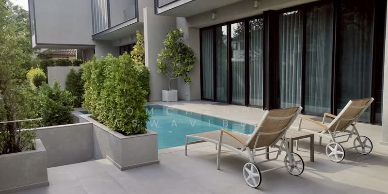 Baan Ekkamai, Bangkok, Phra Kanong Nua, Watthana, Bangkok, 4 Bedrooms, 556 sqm, Single Detached House For Rent, by Jomchanok Aswavibul, 500348193 - DDproperty.com