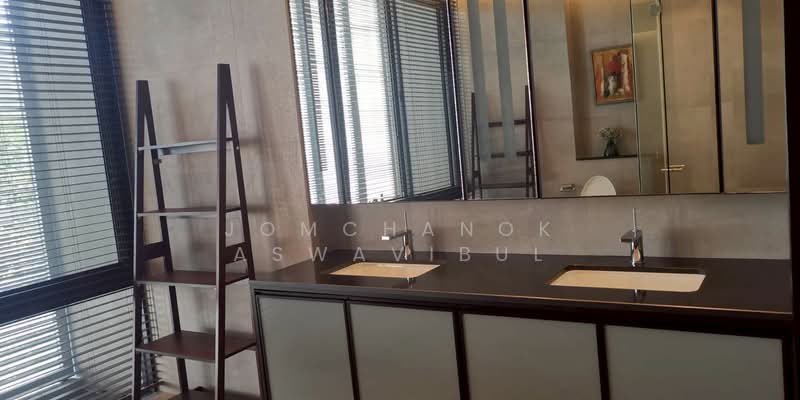 Baan Ekkamai, Bangkok, Phra Kanong Nua, Watthana, Bangkok, 4 Bedrooms, 556 sqm, Single Detached House For Rent, by Jomchanok Aswavibul, 500348193 - DDproperty.com