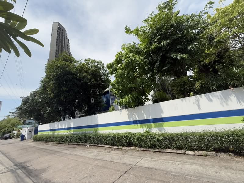 Detached house, Bangkok, Jom Phon, Chatuchak, Bangkok, 5 Bedrooms, 500 sqm, Single Detached House For Rent, by Nithinan Chanwatikabud, 500348213 - DDproperty.com