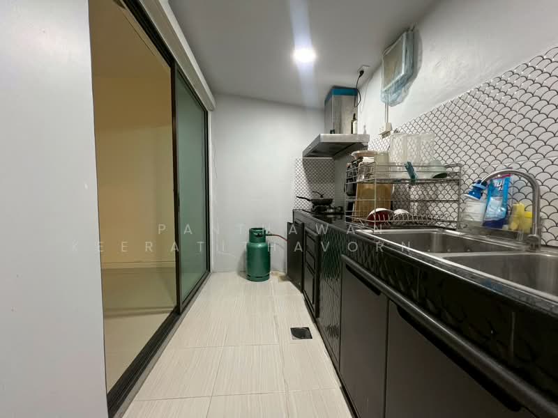 Town Avenue Merge Rattanatibet, Nonthaburi, Rattanathibet Road, Bang Rak Yai, Bang Bua Thong, Nonthaburi, 3 Bedrooms, 170 sqm, Townhouse For Rent, by Panthawan Keeratithavornanan, 500348250 - DDproperty.com