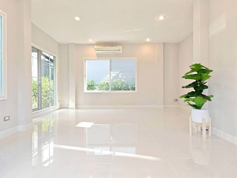 Centro Srinakarin-Bangna, Bangkok, Chaloem Phrakiat Rama 9 Road, Nong Bon, Prawet, Bangkok, 4 Bedrooms, 205 sqm, Single Detached House For Sale, by Connex Property, 500348270 - DDproperty.com