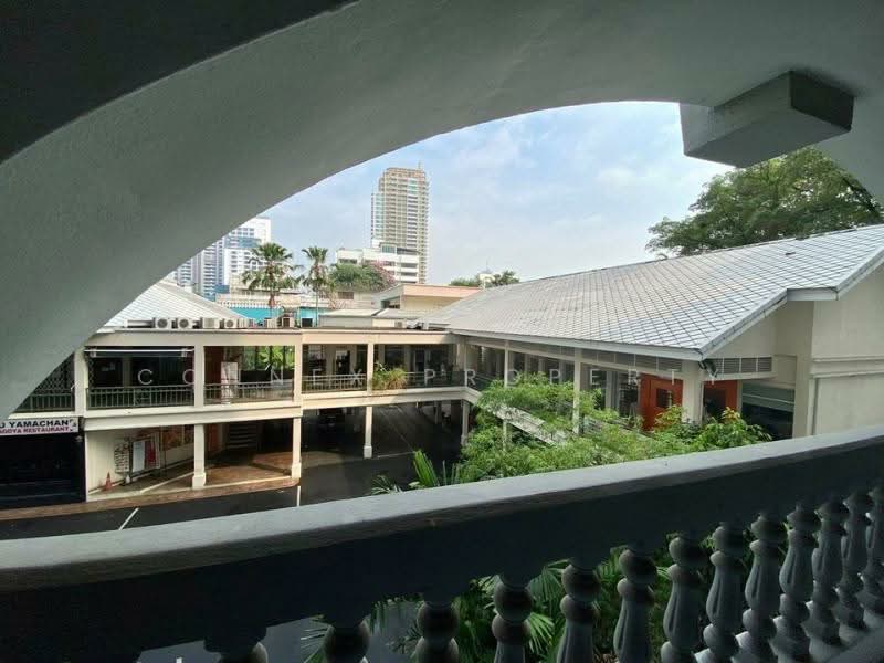 Royal Castle Sukhumvit : รอยัล คาสเซอร์ สุขุมวิท, กรุงเทพ, 30 ซอยสุขุมวิท 39, คลองเตยเหนือ, วัฒนา, กรุงเทพ, 140 ตร.ม., คอนโด ขาย, โดย Connex Property, 500348314 - DDproperty.com