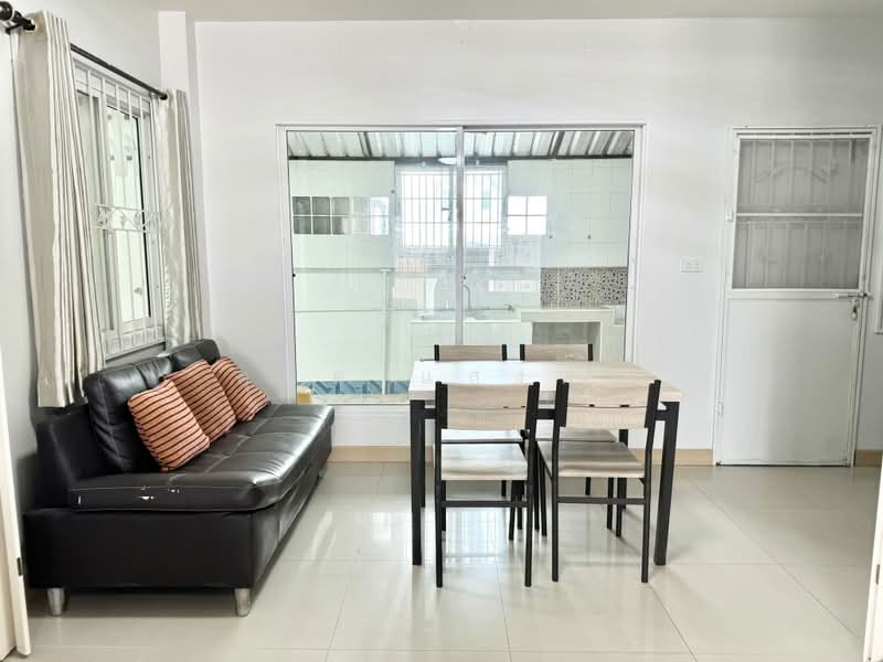 ให้เช่าบ้านแฝด ม.ธาดาทาวน์ อัสสัมชัญ ศรีราชา, Chon Buri (Pattaya), Surasak, Si Racha, Chon Buri (Pattaya), 3 Bedrooms, 120 sqm, Semi-Detached House (Twin House) For Rent, by Dusit Saengfa, 500348320 - DDproperty.com
