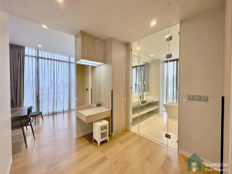 Vittorio 39, Bangkok, 8 Sukhumvit, Khlong Tan Nua, Watthana, Bangkok, 2 Bedrooms, 137 sqm, Condo For Sale, by Chakkrapong Ponyeam, 500348373 - DDproperty.com