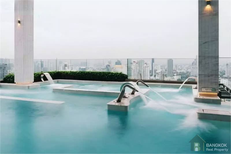 Vittorio 39, Bangkok, 8 Sukhumvit, Khlong Tan Nua, Watthana, Bangkok, 2 Bedrooms, 137 sqm, Condo For Sale, by Chakkrapong Ponyeam, 500348373 - DDproperty.com