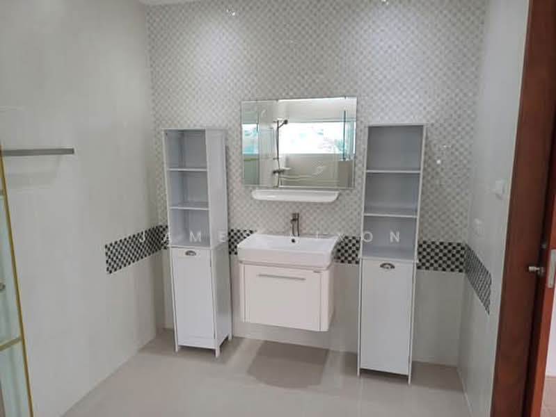 East Coast Ocean Villa : อีสท์โคสท์โอเชี่ยนวิลล่าส์, ภูเก็ต, ป่าคลอก, ถลาง, ภูเก็ต, 128 ตร.ม., อพาร์ทเมนท์ ให้เช่า, โดย James Nixon, 500348387 - DDproperty.com